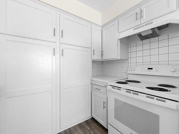 5th image of 471 4th Ave APT B