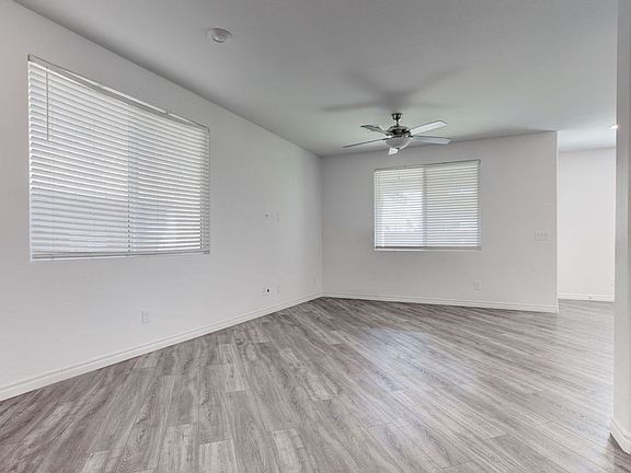3rd image of 7106 Calvert Cliffs St