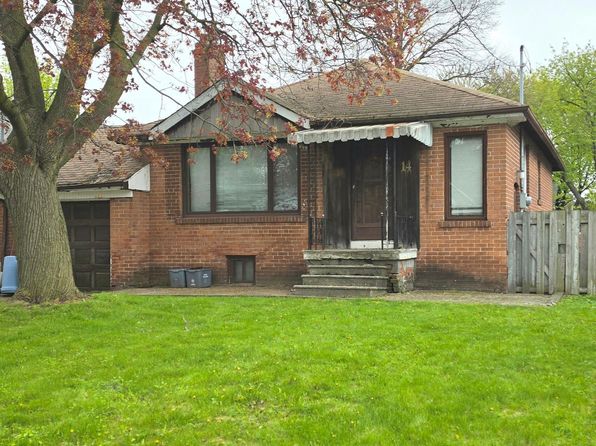 14 Northglen Ave, Toronto, ON M9B 4R6