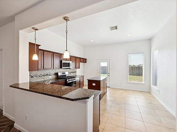 4th image of 8115 Aleppo Pine Ln