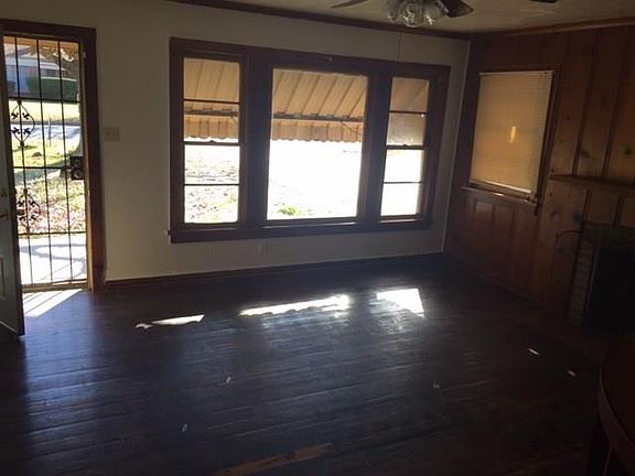 4th image of 2405 Alloway Dr