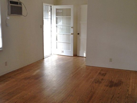 3rd image of 2430 O St