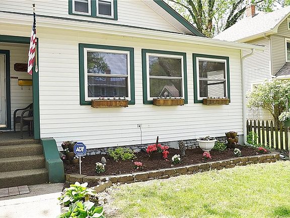 3rd image of 1516 Bowman Ave