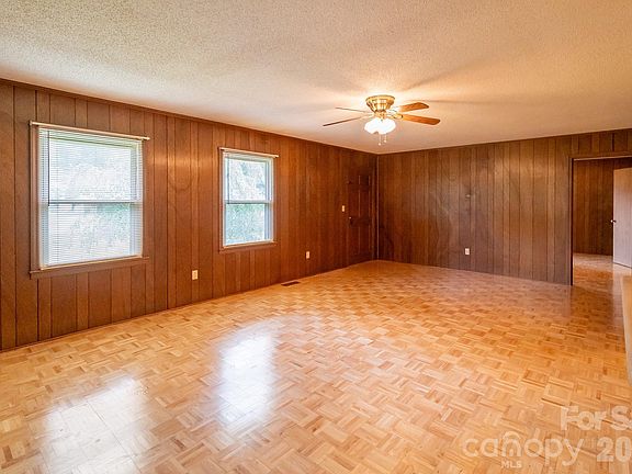 3rd image of 6426 Deep Springs Rd