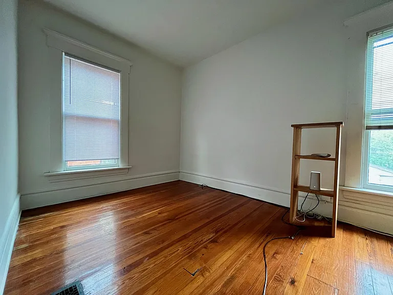 315 W Hubbard Ave — Photo 26