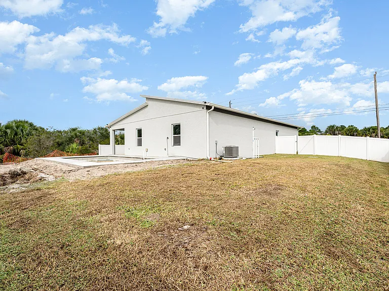 448 Saint Andre Blvd SW — Photo 34