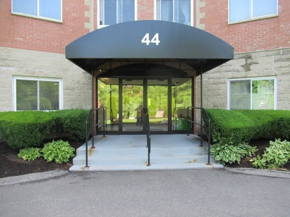 44 Loomis St APT 103, Malden, MA 02148