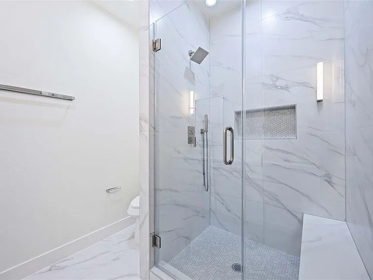 5222 Gold St #A — Photo 16