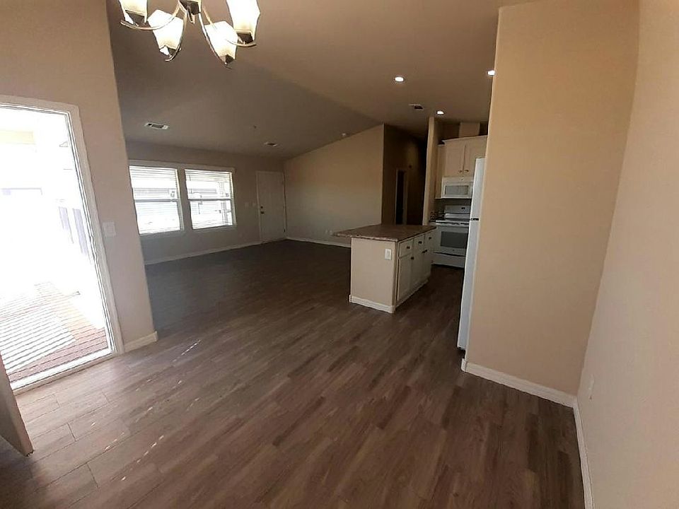 2nd image of 8700 E University Dr #3328