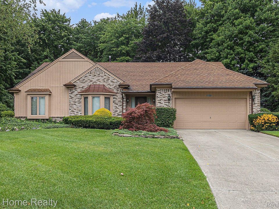 1st image of 30315 Castleford Ct
