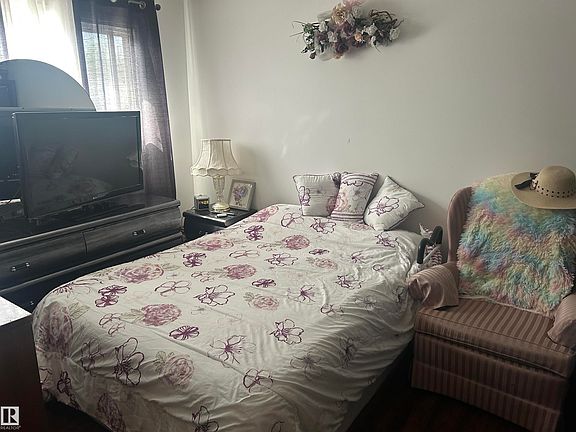 5th image of 12734 86th St NW #12736