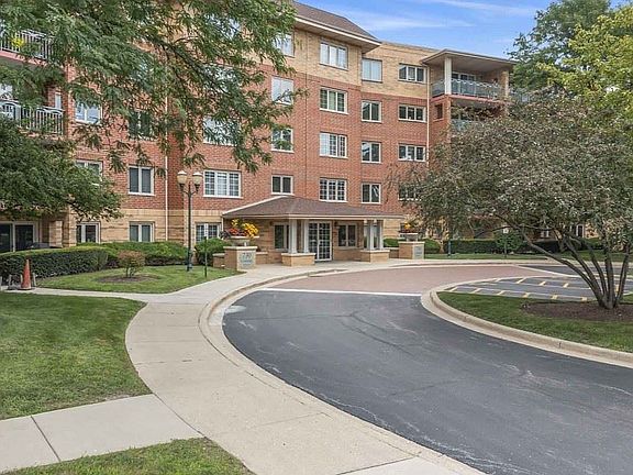 2nd image of 730 Creekside Dr Unit 204C