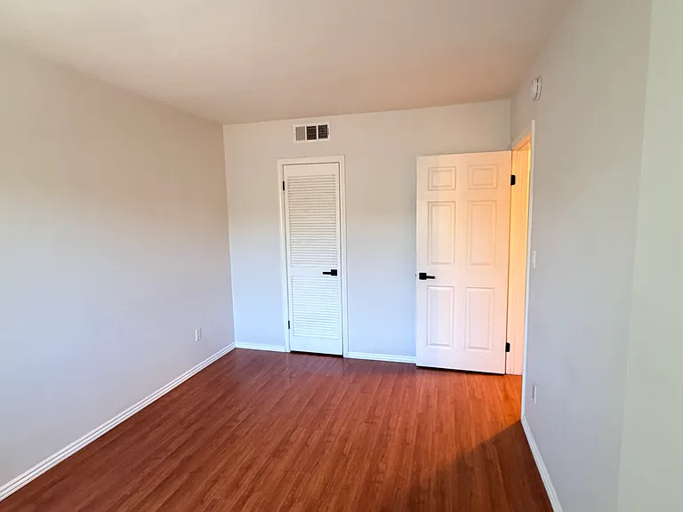 17041 Roscoe Blvd #3 — Photo 21