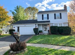 3745 Peak Ridge Dr, Columbus, OH 43230