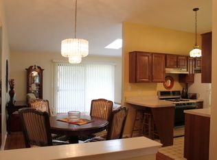 412 Spruce Hills Dr #412, Glen Gardner, NJ 08826