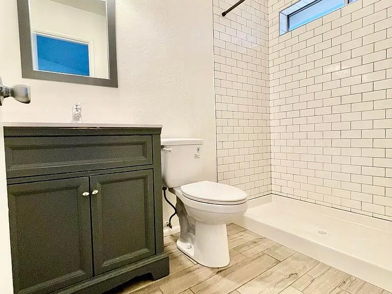 32 W Loma Vista Dr #102 — Photo 19
