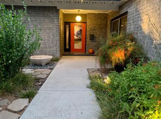 2126 S La Rosa Dr, Tempe, AZ 85282