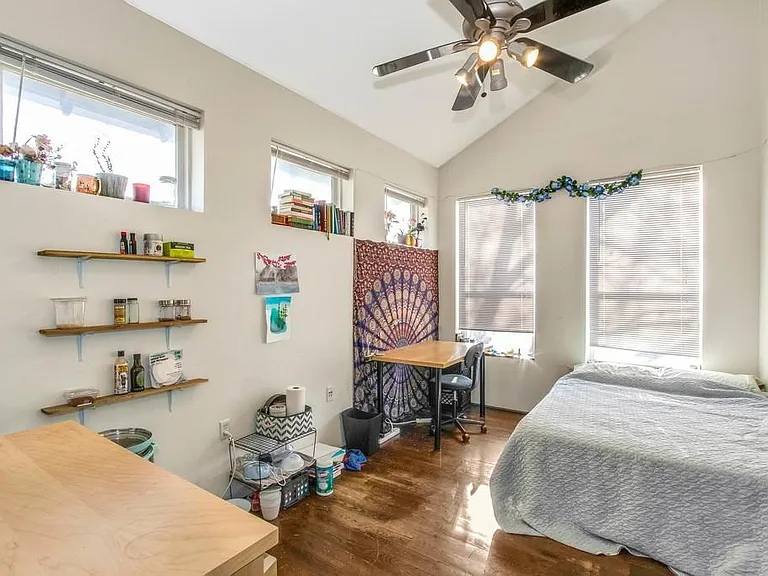 4501 Depew Ave — Photo 4