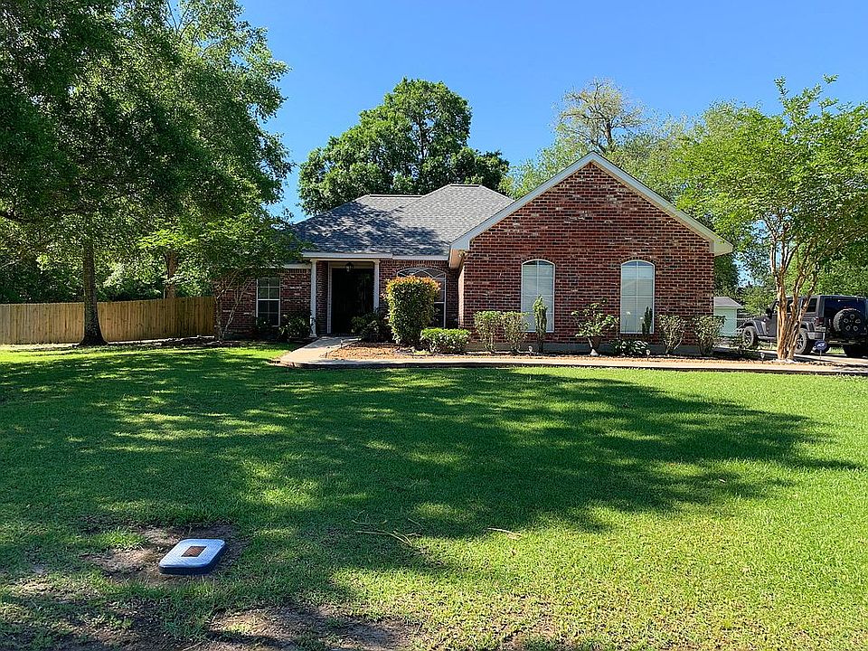 1st image of 2713 Sara Jane Dr