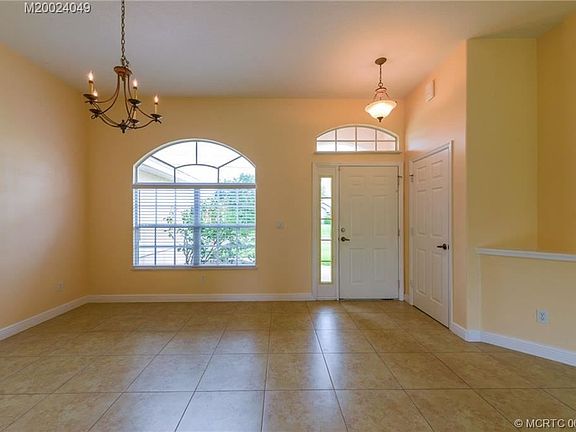 2nd image of 4009 SW Cheribon St