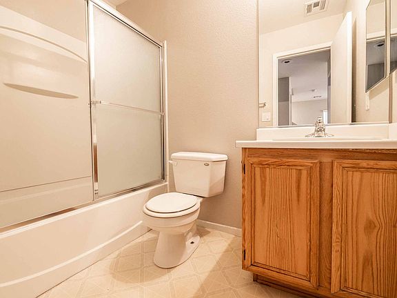 4th image of 4252 Spruce Fern Ln
