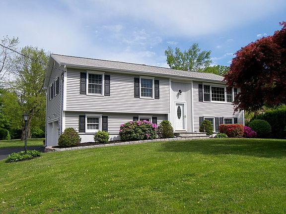2nd image of 120 Dunwoodie Ct
