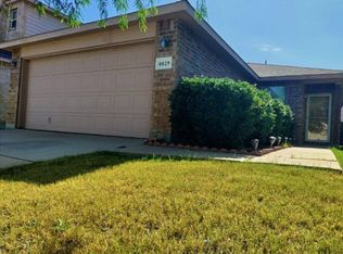 8829 Valley River Dr, Fort Worth, TX 76244