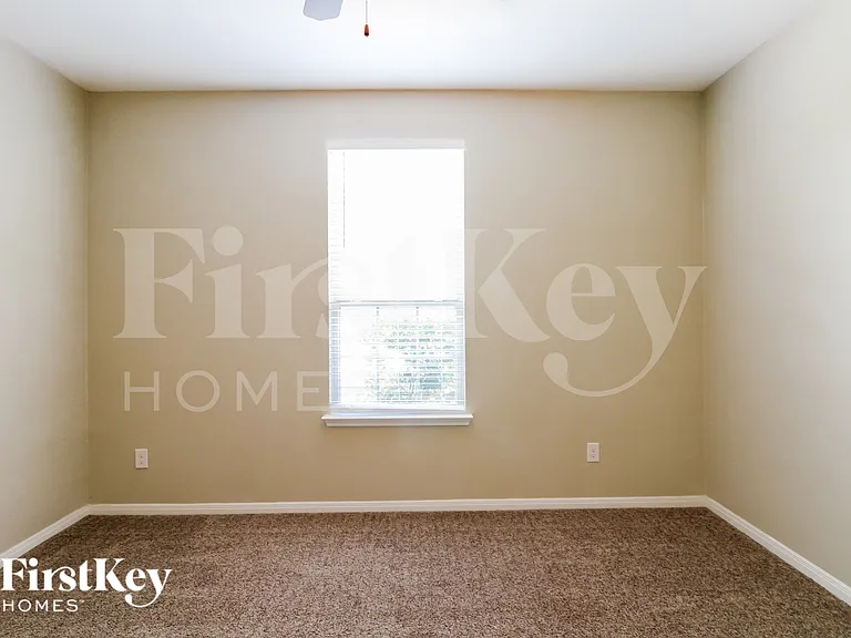 4410 Brenta Mountain Ln — Photo 15