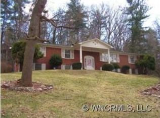 40 Greenleaf Cir, Asheville, NC 28804