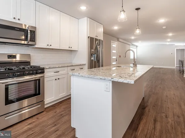 2147 Christian St #1, Philadelphia, PA 19146