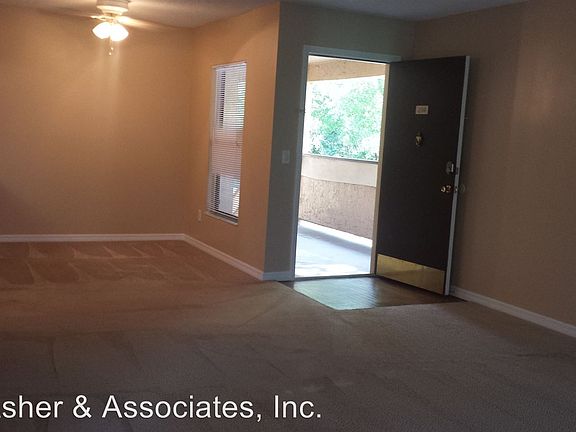 3rd image of 660 Kenwick 204 Cir