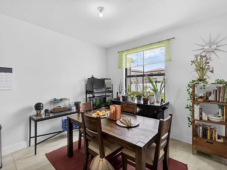 4009 Sequoia Pl — Photo 63