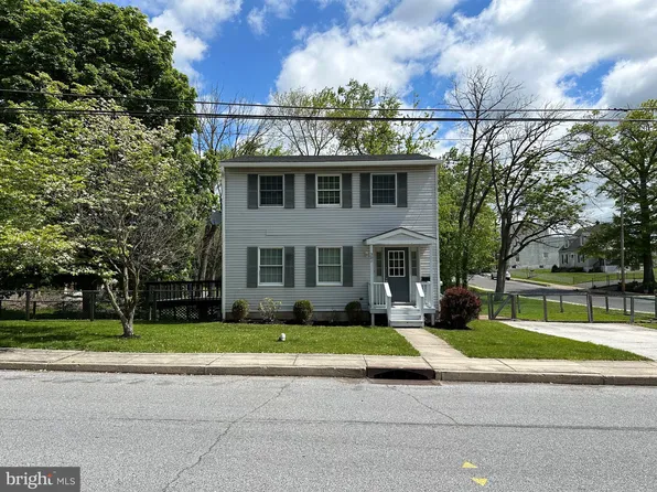 301 E Race St, Pottstown, PA 19464