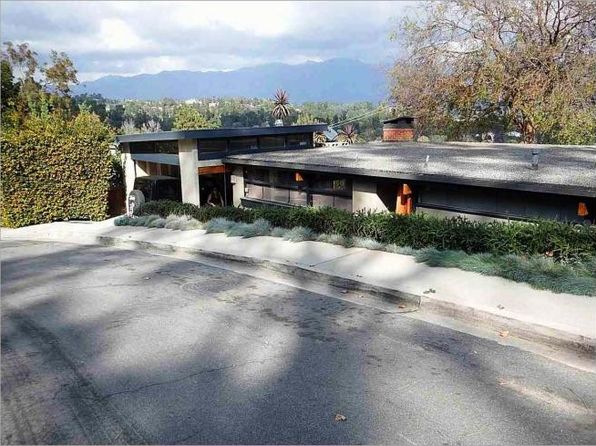 300 Sequoia Dr