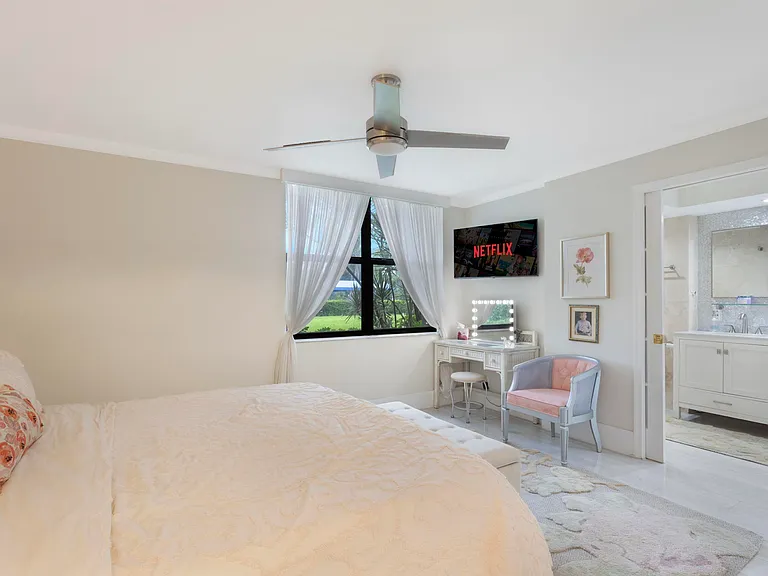 955 Egret Cir #102 — Photo 20