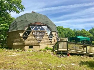 11 W Side Dr, Verona Island, ME 04416