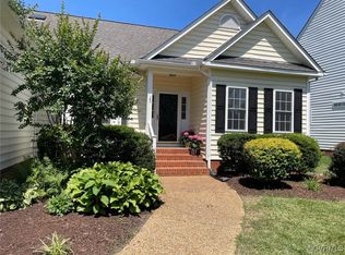 1355 Hawkins Wood Cir, Midlothian, VA 23114