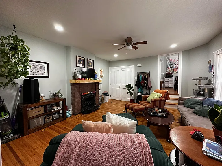 1204 Delaware Ave #2 — Photo 5