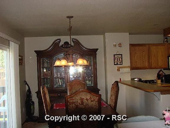 Large dining room with sliding door to 17 x 11 wood deck