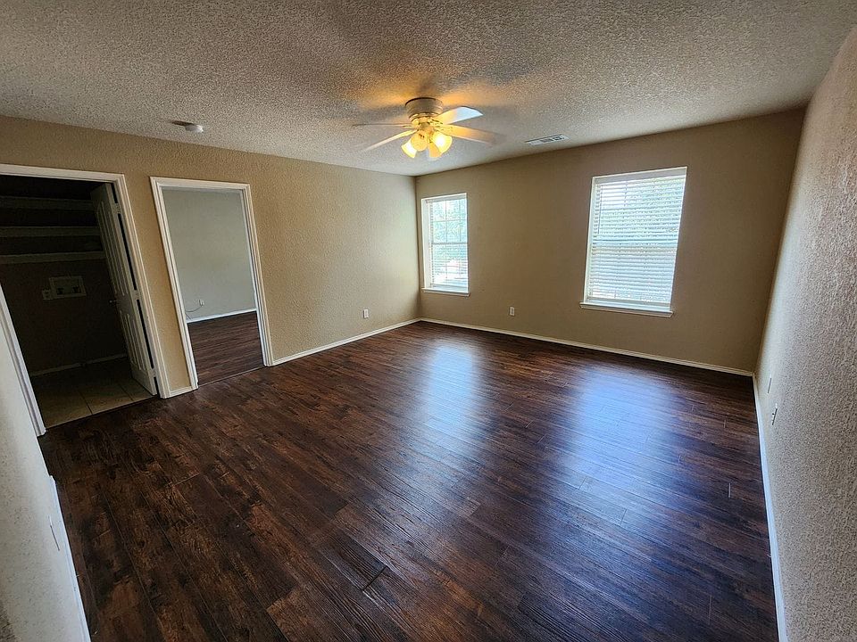 1st image of 10550 Winding Passage Way