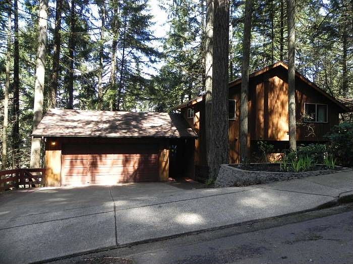 3 bedroom, 2.5 bath home
