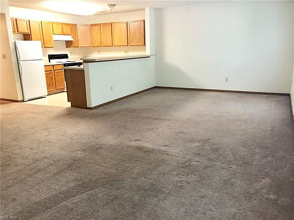 2nd image of 426 Oakwood Ave APT G