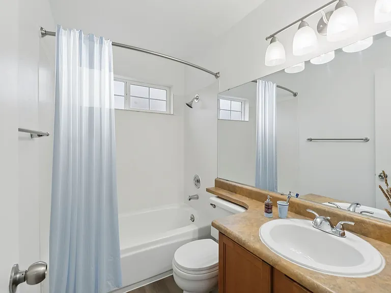 Heather Ridge Apartments — Photo 47
