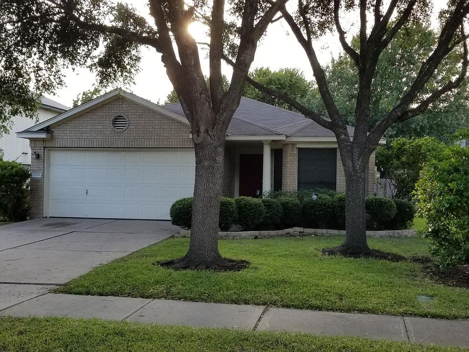 1st image of 17508 Salt Flat Ln