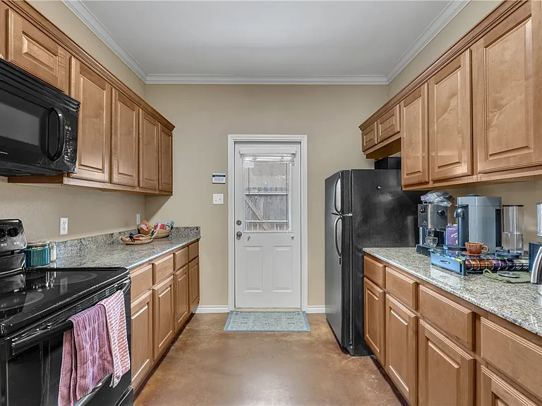 3321 General Pkwy — Photo 7