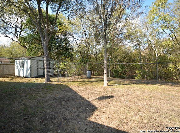 2nd image of 8826 Thatch Dr