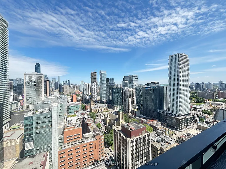 25 Richmond St E #3214 — Photo 9