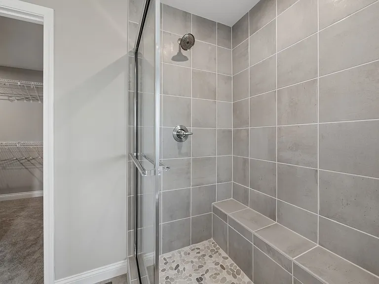 5195 Brookfield Dr — Photo 32