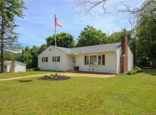 1 W Lake Shore Dr, Danbury, CT 06811