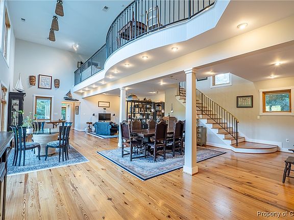 3rd image of 1035 Wilton Coves Dr